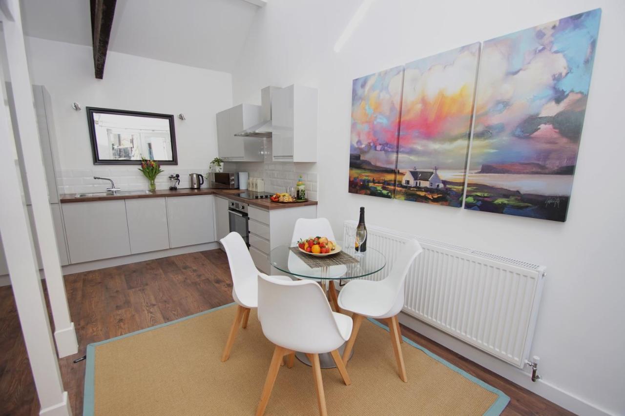 סטוקפורט Loft Style Apartment For 4, 1 Broadhurst Court, Close To Town, Station & Hospital מראה חיצוני תמונה